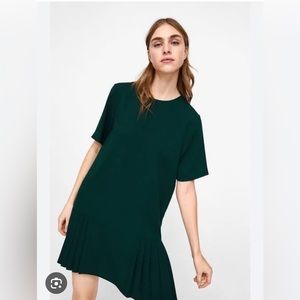 Zara dark green shift dress with pleats at the bottom size US medium